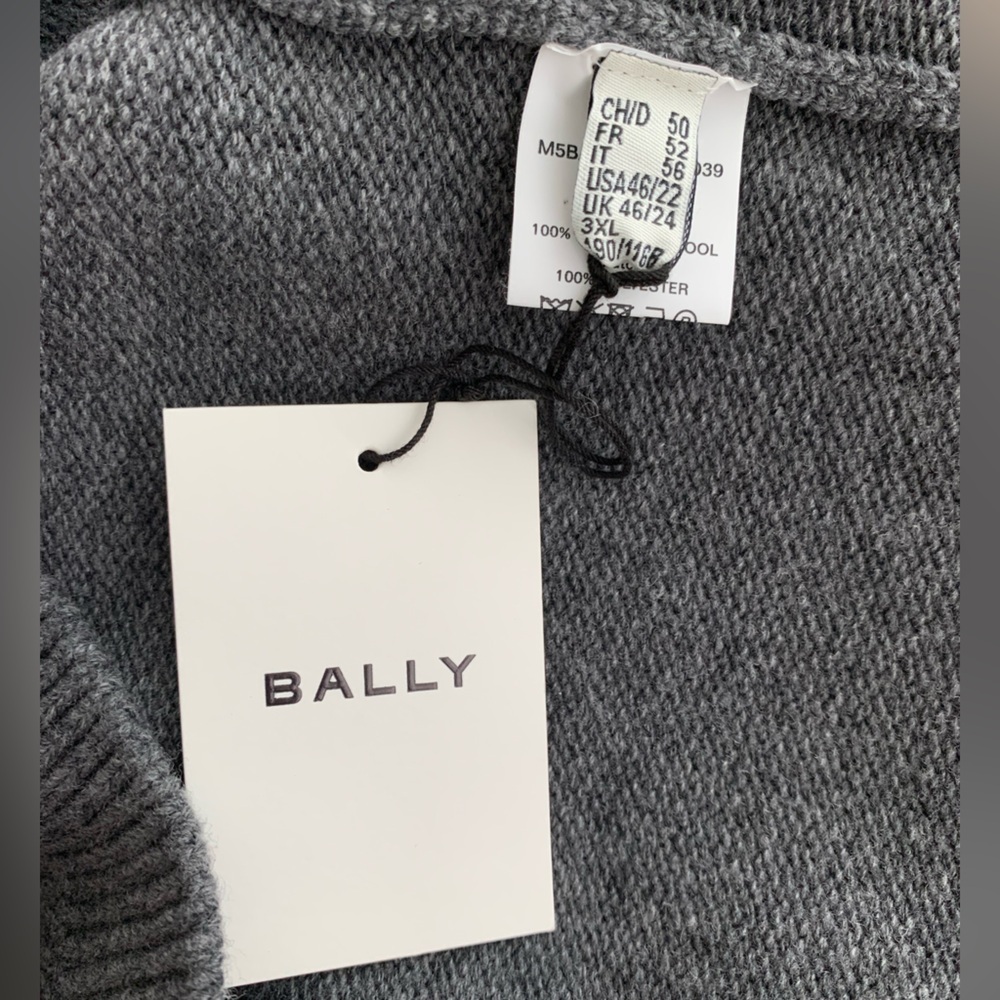 Bally 100% wool logo-patch jumper sweater NWT - Picture 7 of 9